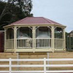 Gazebo with gazebo blinds installed